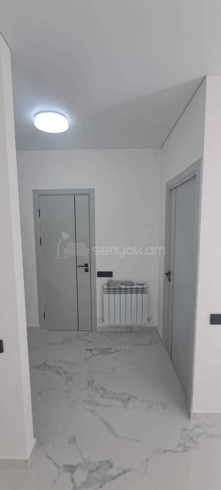 2 Սենյականոց Բնակարան Քարե Շենքում, 39քմ, 1/5 հարկ, Կապիտալ Վերանորոգված