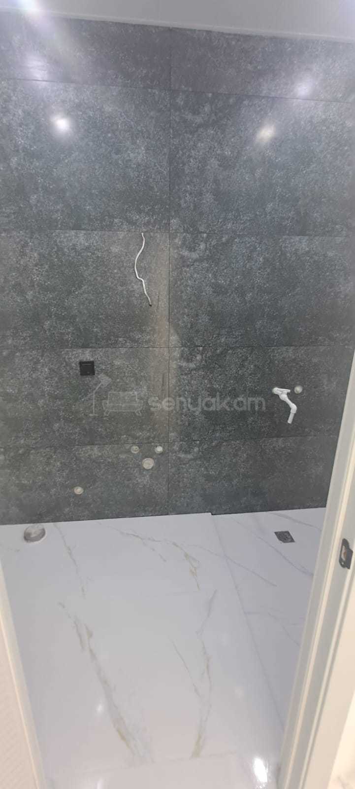 2 Սենյականոց Բնակարան Քարե Շենքում, 39քմ, 1/5 հարկ, Կապիտալ Վերանորոգված