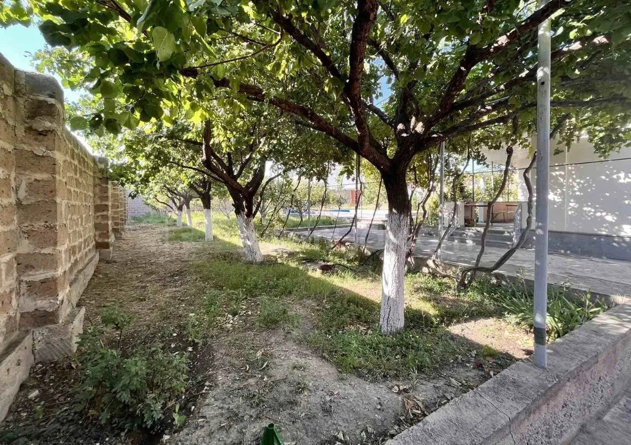 2 Սենյականոց Սեփական Տուն, 60քմ, Կոսմետիկ Վերանորոգված, Կահավորված