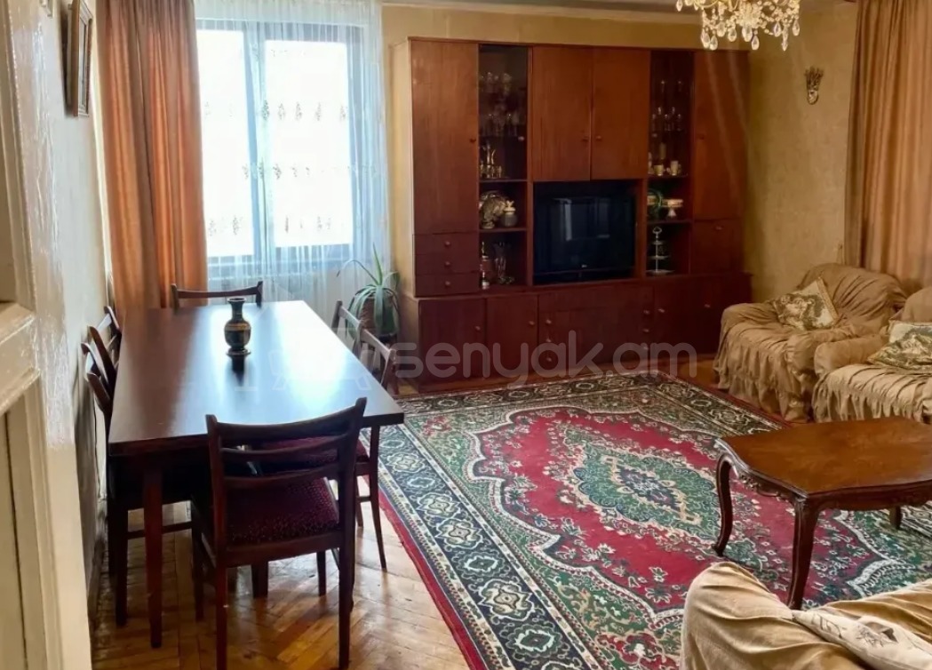 3 Սենյականոց Բնակարան, 84քմ, 8/14 հարկ, Պետական Վիճակում