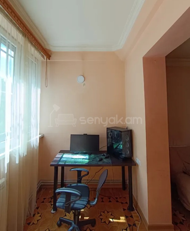 3 Սենյականոց Բնակարան, 76քմ, 1/9 հարկ, Կապիտալ Վերանորոգված