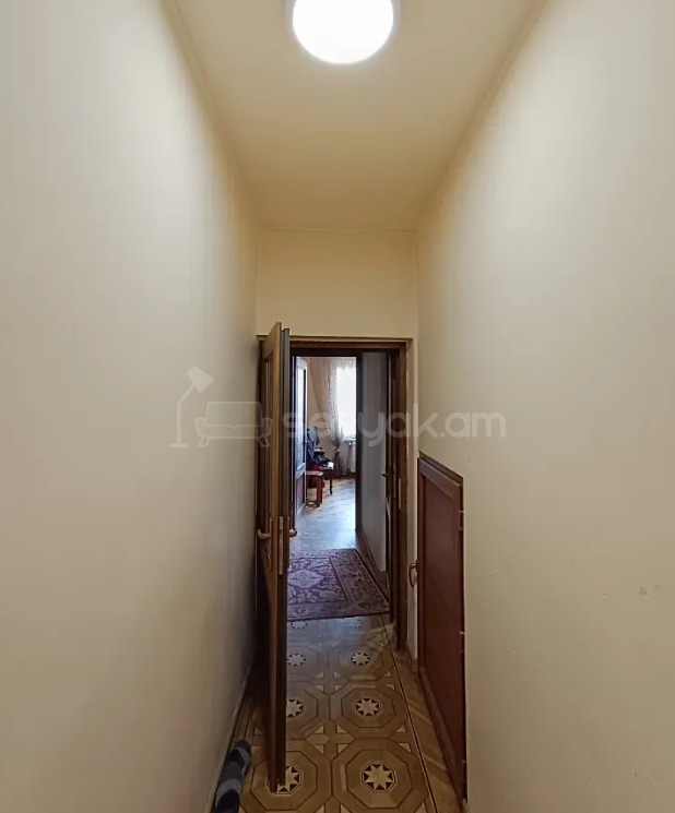 3 Սենյականոց Բնակարան, 76քմ, 1/9 հարկ, Կապիտալ Վերանորոգված