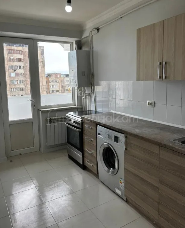 2 Սենյականոց Բնակարան, 50քմ, 8/14 հարկ, Կապիտալ Վերանորոգված