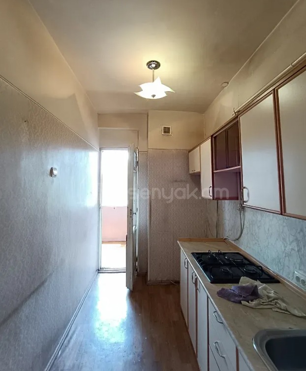 2 Սենյականոց Բնակարան Քարե Շենքում, 50քմ, 4/5 հարկ, Պետական Վիճակում
