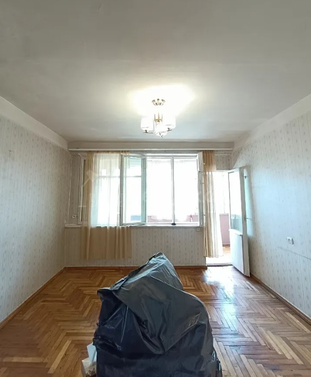 2 Սենյականոց Բնակարան Քարե Շենքում, 50քմ, 4/5 հարկ, Պետական Վիճակում