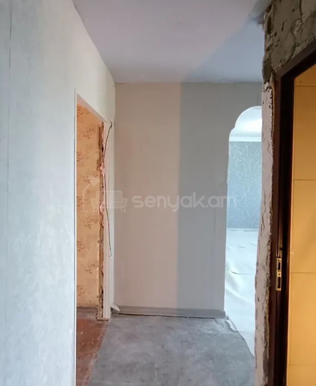 2 Սենյականոց Բնակարան Քարե Շենքում, 53քմ, 4/5 հարկ, Կոսմետիկ Վերանորոգված