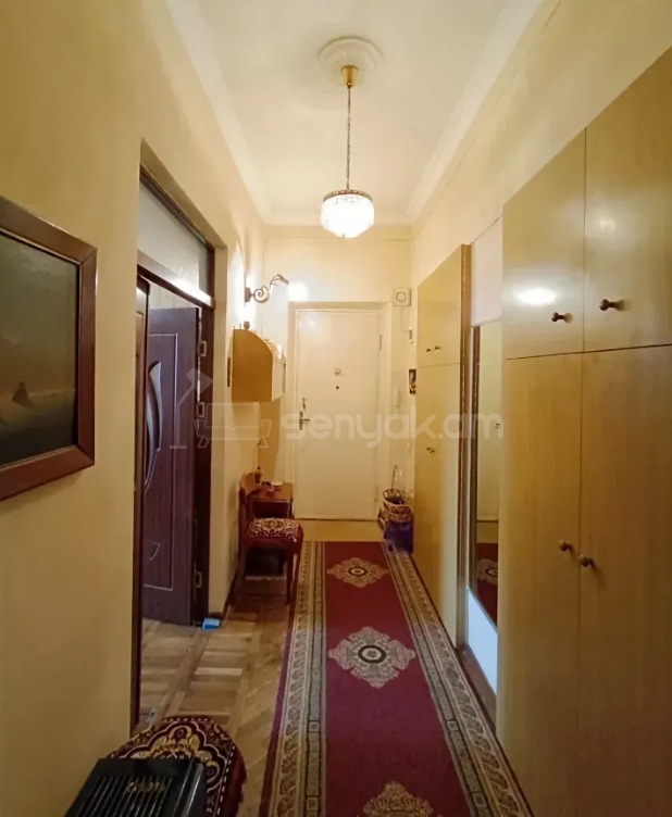 2 Սենյականոց Բնակարան Քարե Շենքում, 72քմ, 4/4 հարկ, Կոսմետիկ Վերանորոգված