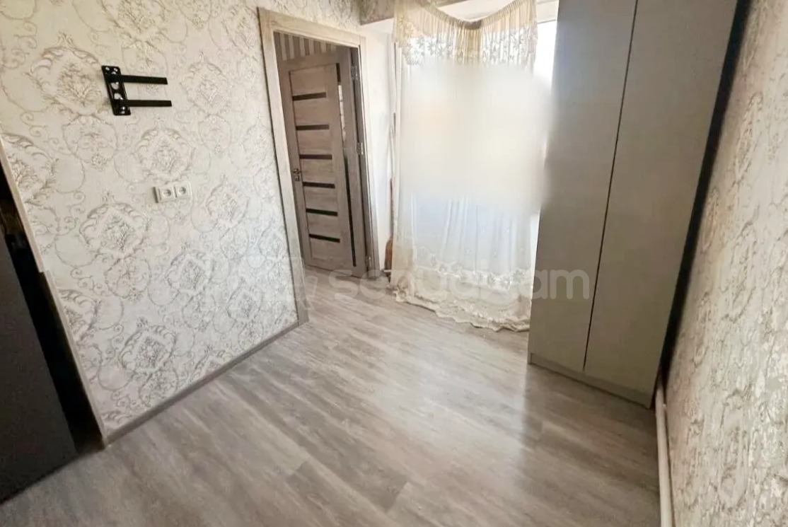 2 Սենյականոց Բնակարան Քարե Շենքում, 34քմ, 3/5 հարկ, Կապիտալ Վերանորոգված