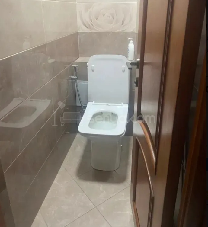 3 Սենյականոց Բնակարան Քարե Շենքում, 78քմ, 4/5 հարկ, Կապիտալ Վերանորոգված