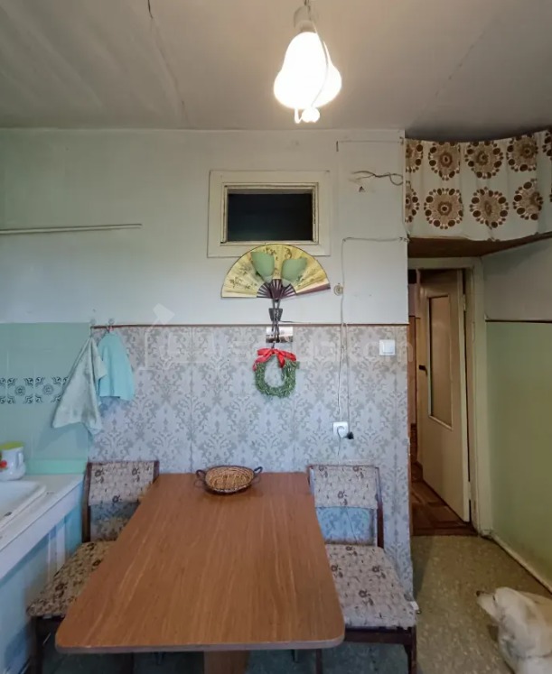 3 Սենյականոց Բնակարան Քարե Շենքում, 87քմ, 5/5 հարկ, Պետական Վիճակում