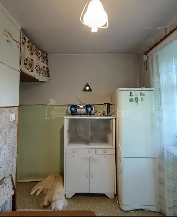 3 Սենյականոց Բնակարան Քարե Շենքում, 87քմ, 5/5 հարկ, Պետական Վիճակում