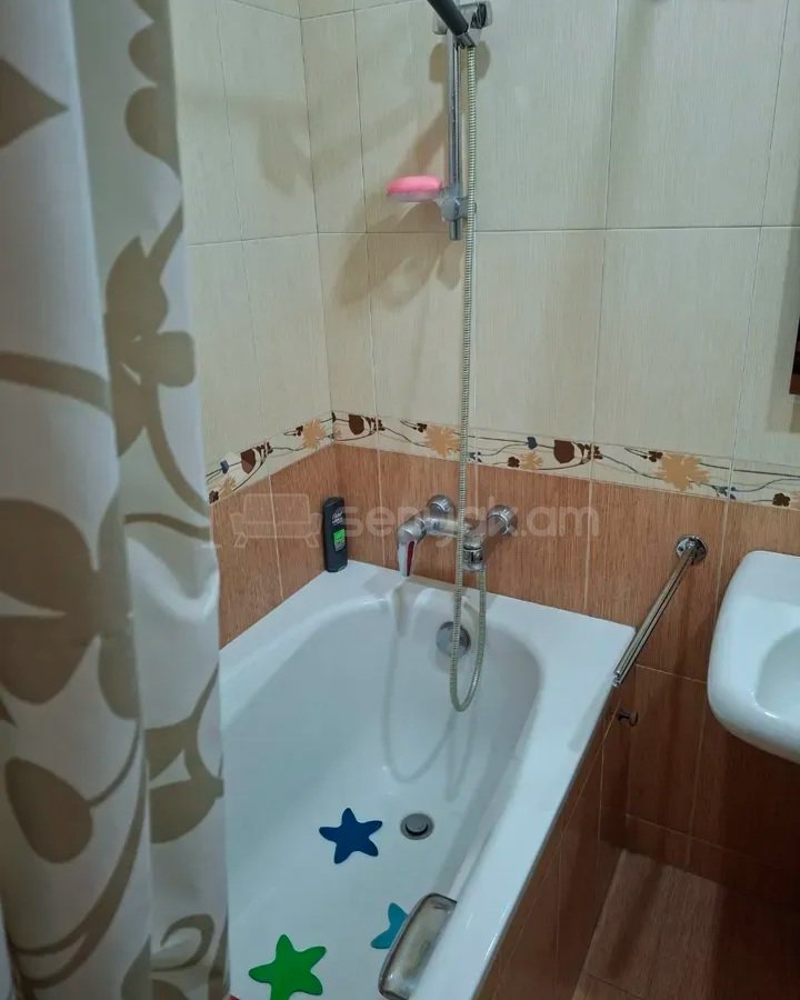 3 Սենյականոց Բնակարան, 76քմ, 9/9 հարկ, Կապիտալ Վերանորոգված