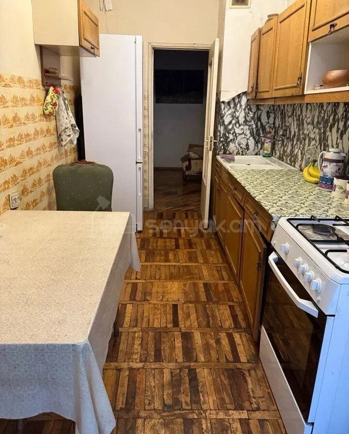 3 Սենյականոց Բնակարան, 88քմ, 3/14 հարկ, Նորմալ Վիճակում