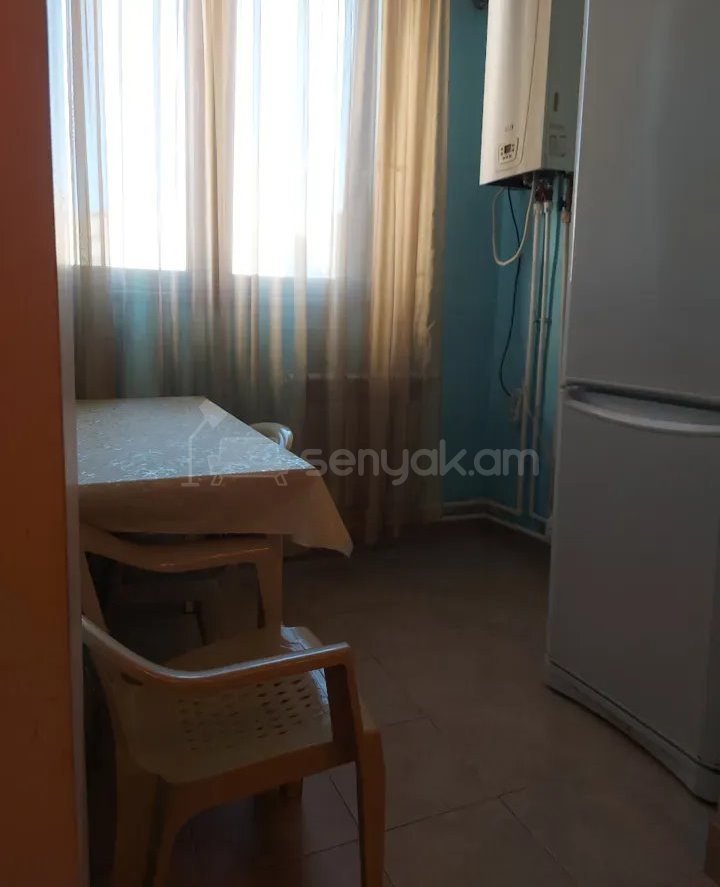 3 Սենյականոց Բնակարան, 70քմ, 2/8 հարկ, Կապիտալ Վերանորոգված