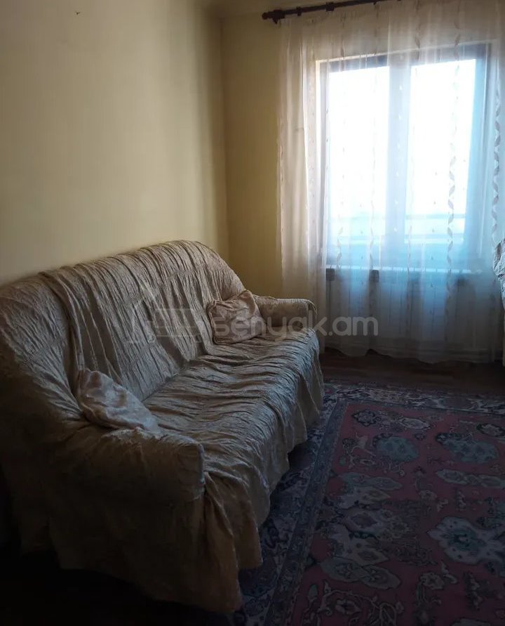 3 Սենյականոց Բնակարան, 70քմ, 2/8 հարկ, Կապիտալ Վերանորոգված