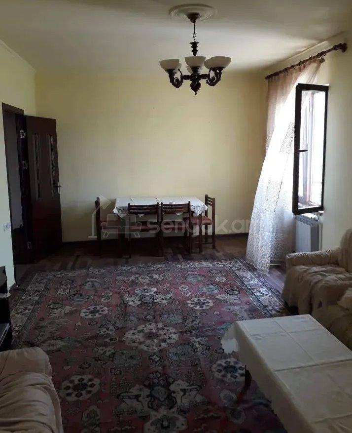 3 Սենյականոց Բնակարան, 70քմ, 2/8 հարկ, Կապիտալ Վերանորոգված