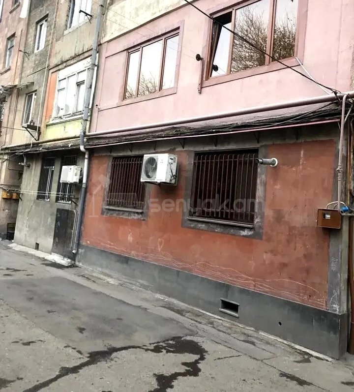 3 Սենյականոց Բնակարան Քարե Շենքում, 78քմ, 2/4 հարկ, Կոսմետիկ Վերանորոգված