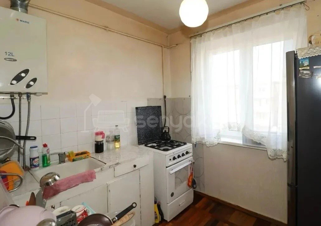 3 Սենյականոց Բնակարան, 64քմ, 4/4 հարկ, Նորմալ Վիճակում