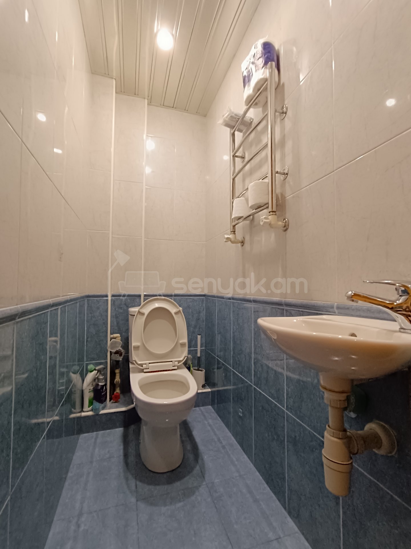 3 Սենյականոց Բնակարան Քարե Շենքում, 108քմ, 1/5 հարկ, Կապիտալ Վերանորոգված