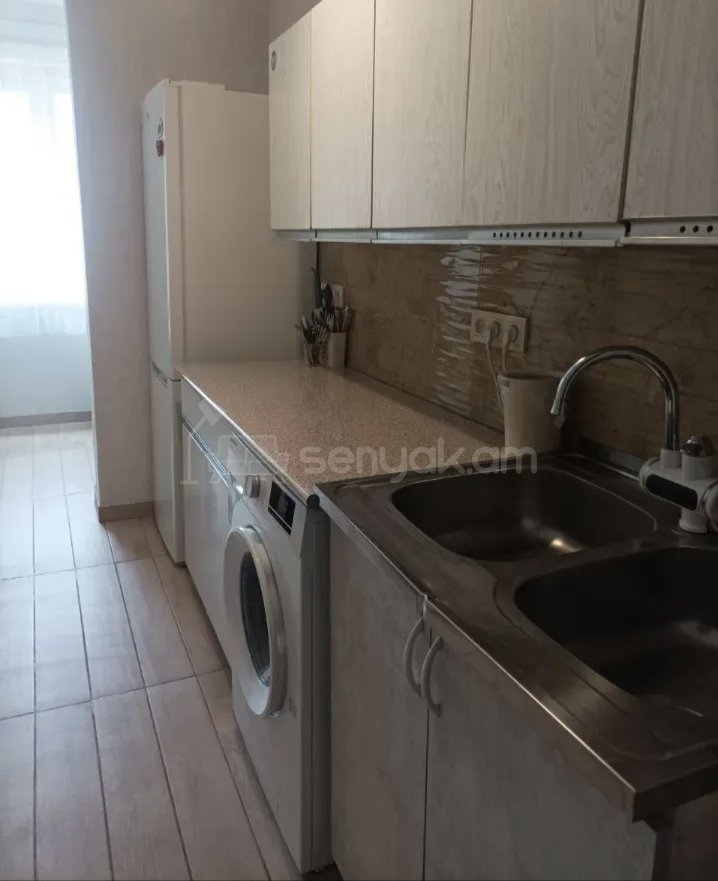 2 Սենյականոց Բնակարան, 58քմ, 5/9 հարկ, Նորմալ Վիճակում, Կահավորված, Արևկող