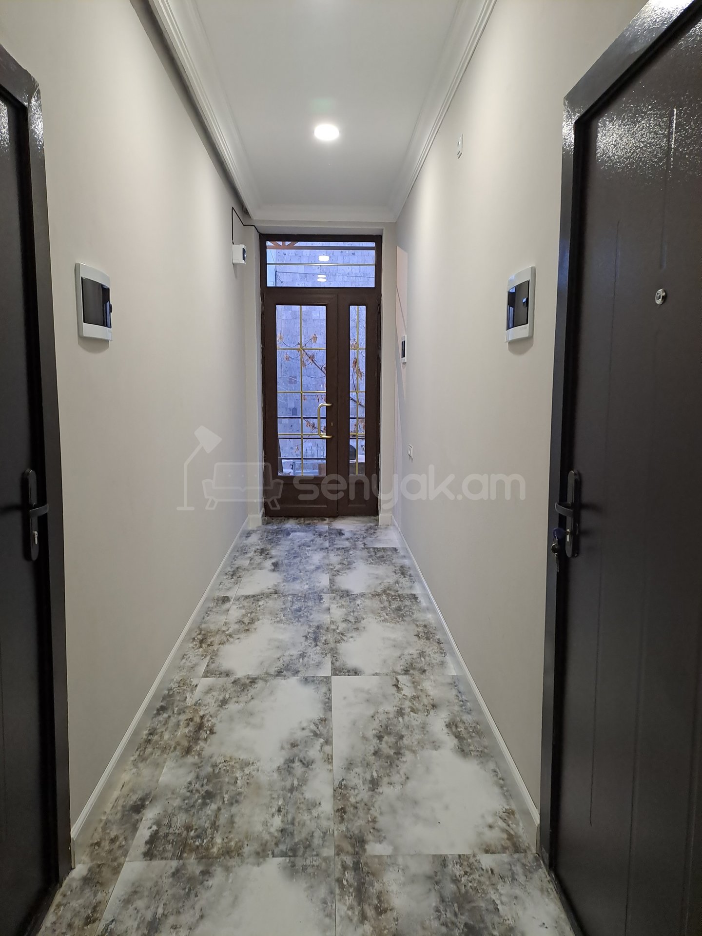 2 Սենյականոց Բնակարան Նորակառույցում, 48քմ, 2/2 հարկ, Կապիտալ Վերանորոգված