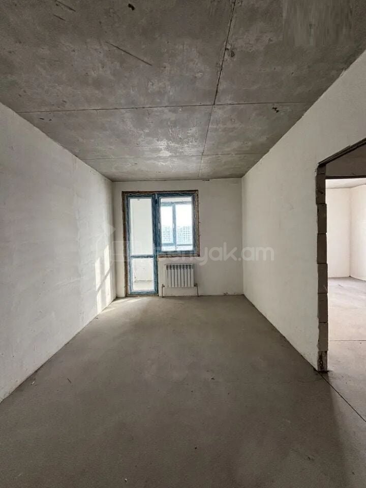 3 Սենյականոց Բնակարան, 128քմ, 3/18 հարկ, Զրոյական Վիճակում