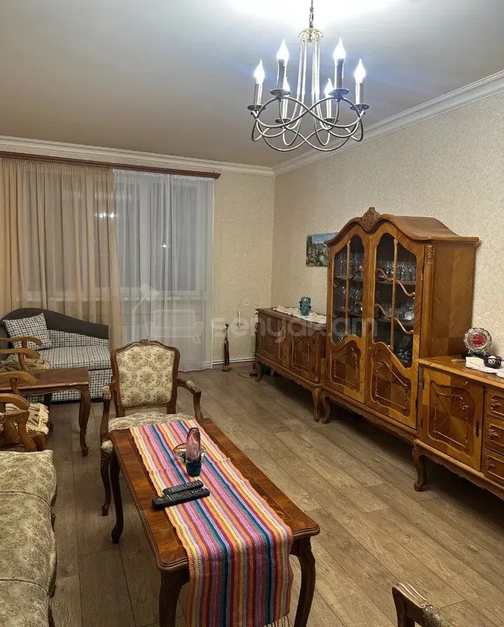 2 Սենյականոց Բնակարան Քարե Շենքում, 60քմ, 2/5 հարկ, Կոսմետիկ Վերանորոգված, Կահավորված