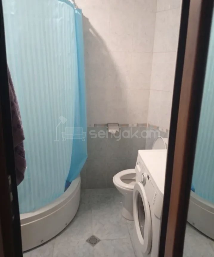 1 Սենյականոց Բնակարան, 50քմ, 10/15 հարկ, Նորմալ Վիճակում, Կահավորված