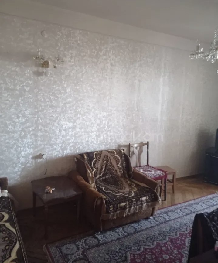 1 Սենյականոց Բնակարան, 50քմ, 10/15 հարկ, Նորմալ Վիճակում, Կահավորված