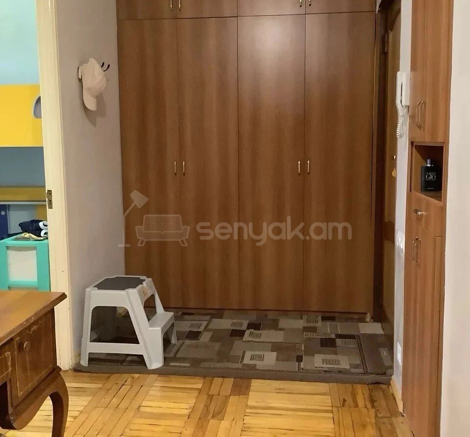 4 Սենյականոց Բնակարան, 87քմ, 8/9 հարկ, Նորմալ Վիճակում