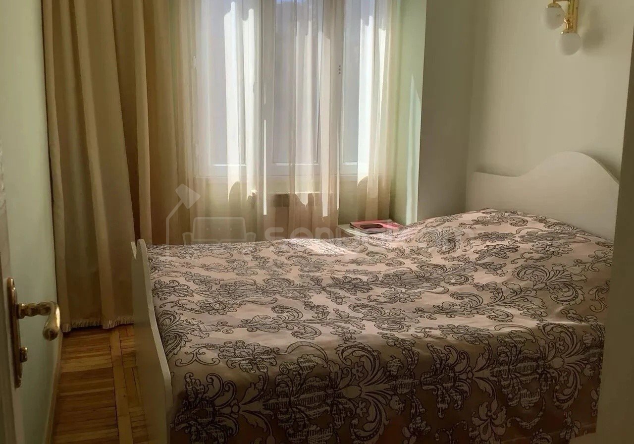 4 Սենյականոց Բնակարան, 87քմ, 8/9 հարկ, Նորմալ Վիճակում