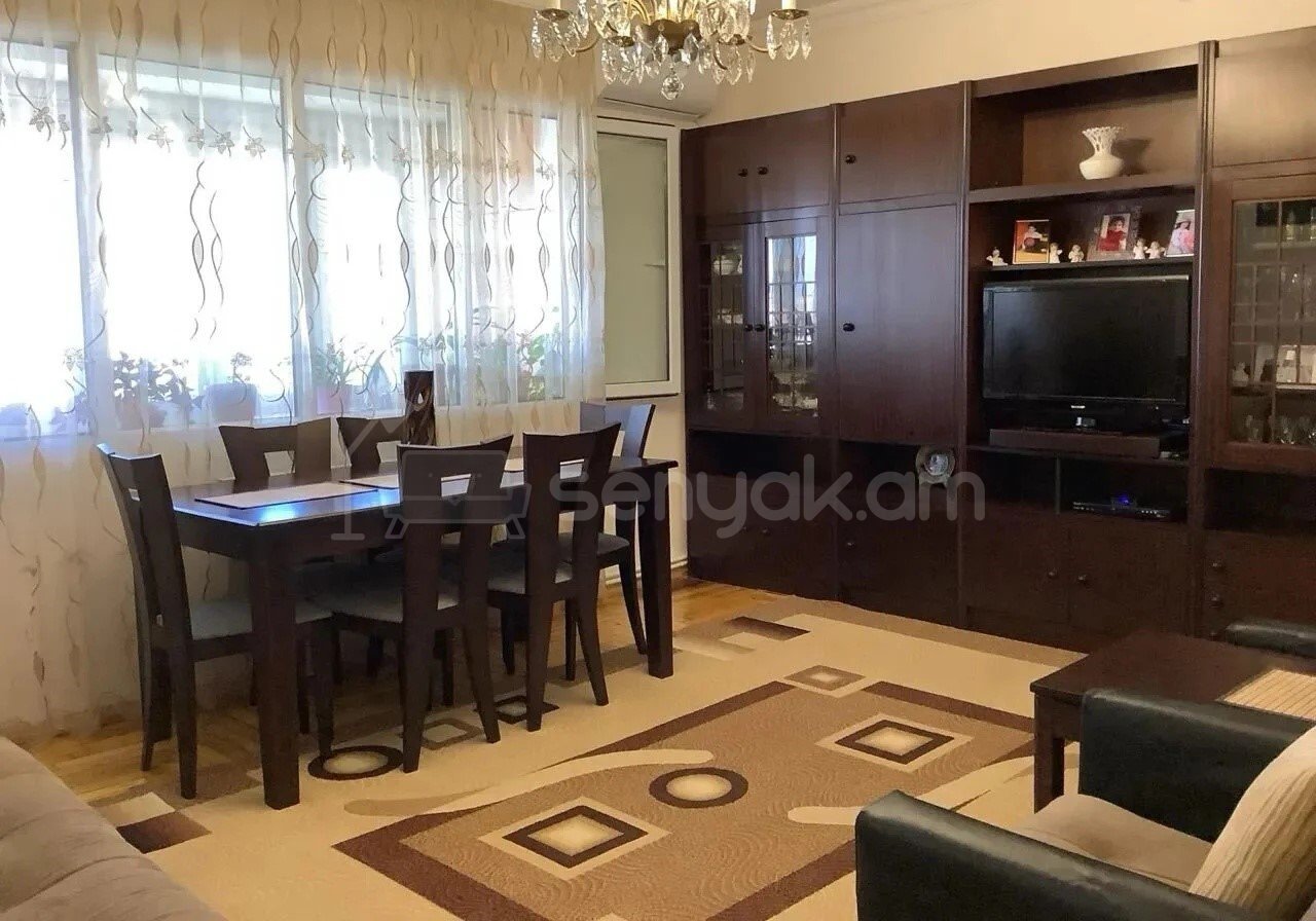 4 Սենյականոց Բնակարան, 87քմ, 8/9 հարկ, Նորմալ Վիճակում