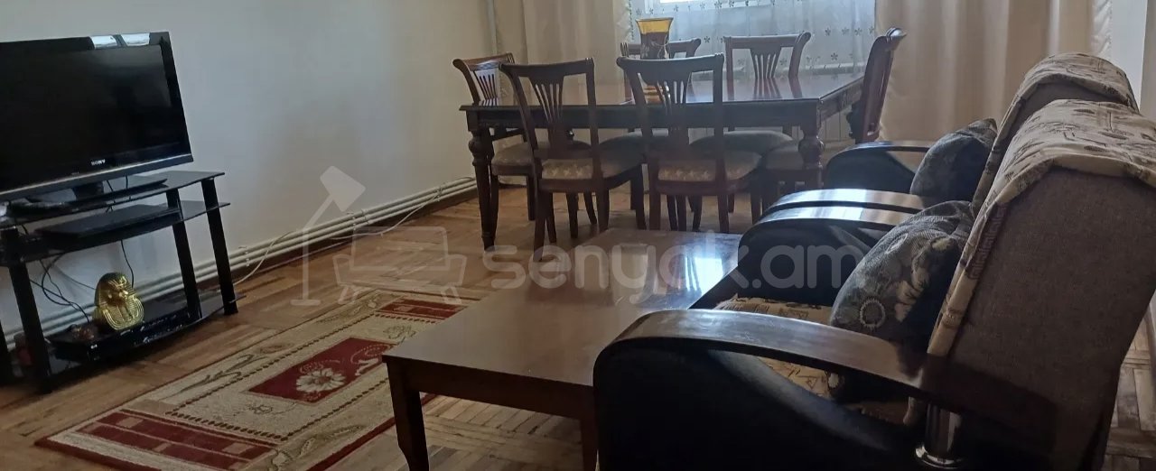 3 Սենյականոց Բնակարան Քարե Շենքում, 62քմ, 5/8 հարկ, Կապիտալ Վերանորոգված, Կահավորված, Արևկող