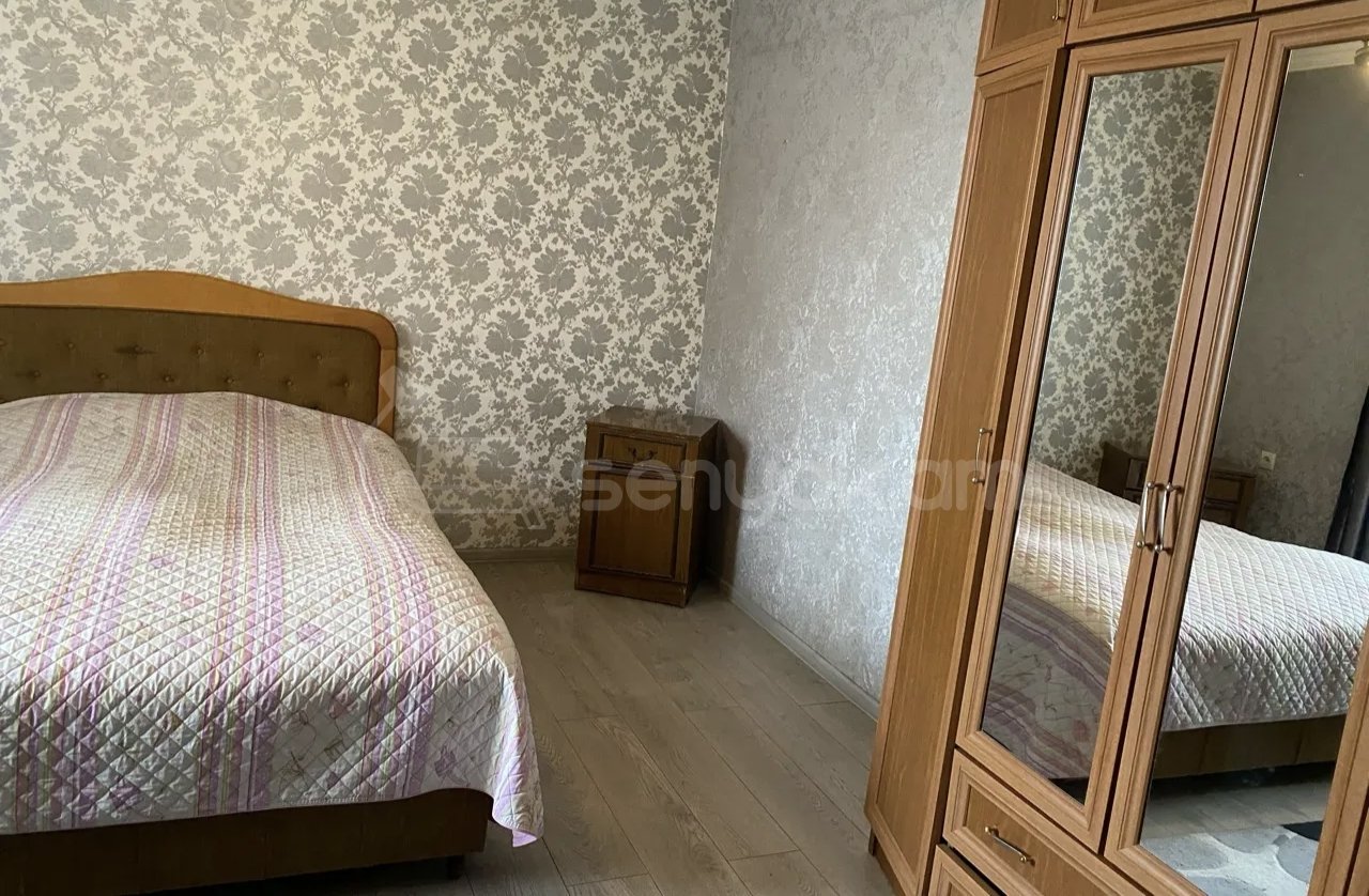 4 Սենյականոց Բնակարան Քարե Շենքում, 78քմ, 1/1 հարկ, Կապիտալ Վերանորոգված, Կահավորված