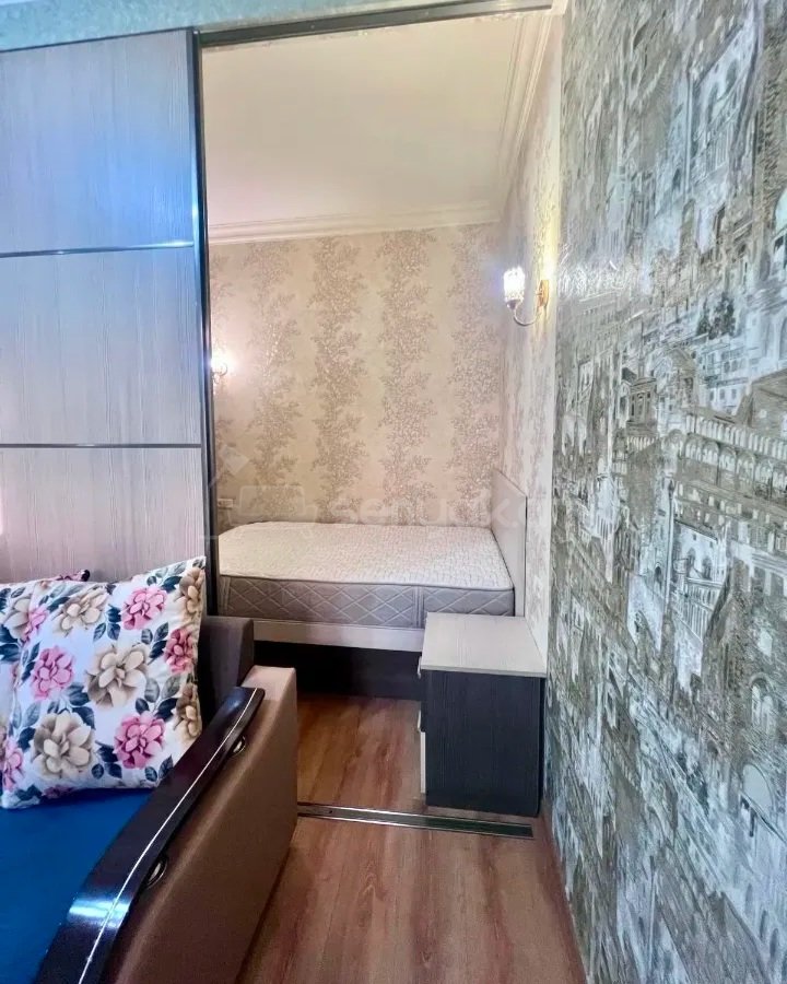 2 Սենյականոց Բնակարան Քարե Շենքում, 32քմ, 1/3 հարկ, Կապիտալ Վերանորոգված, Կահավորված