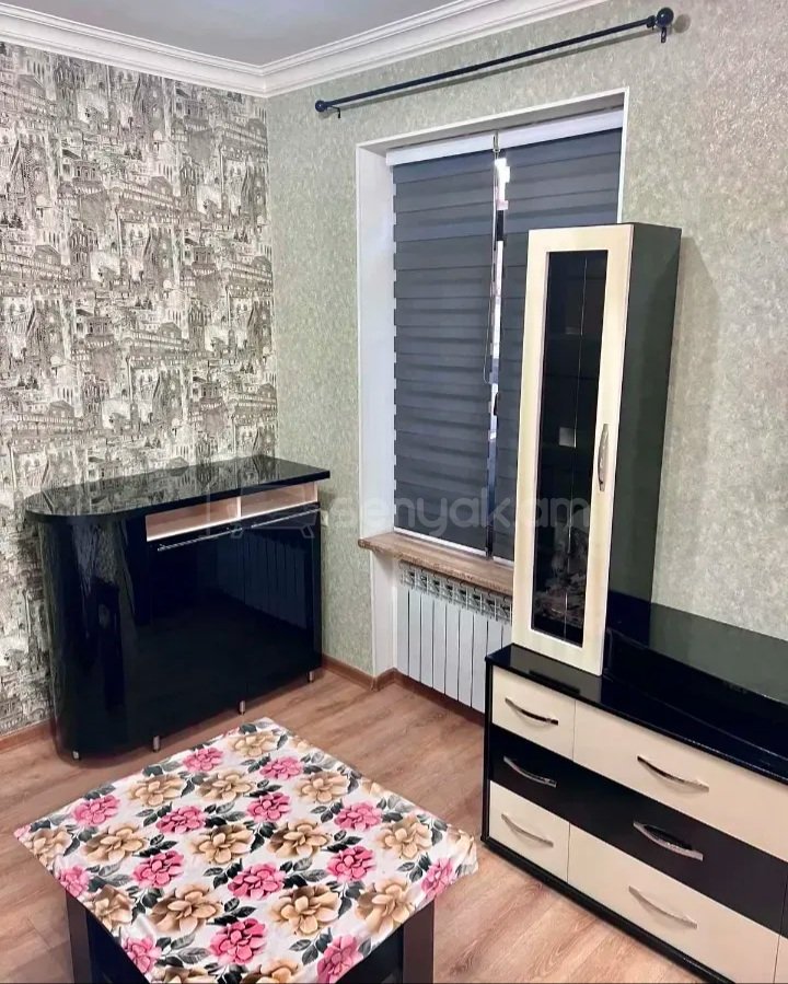 2 Սենյականոց Բնակարան Քարե Շենքում, 32քմ, 1/3 հարկ, Կապիտալ Վերանորոգված, Կահավորված