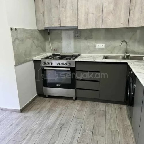 3 Սենյականոց Բնակարան Քարե Շենքում, 63քմ, 2/5 հարկ, Կապիտալ Վերանորոգված, Կահավորված, Արևկող