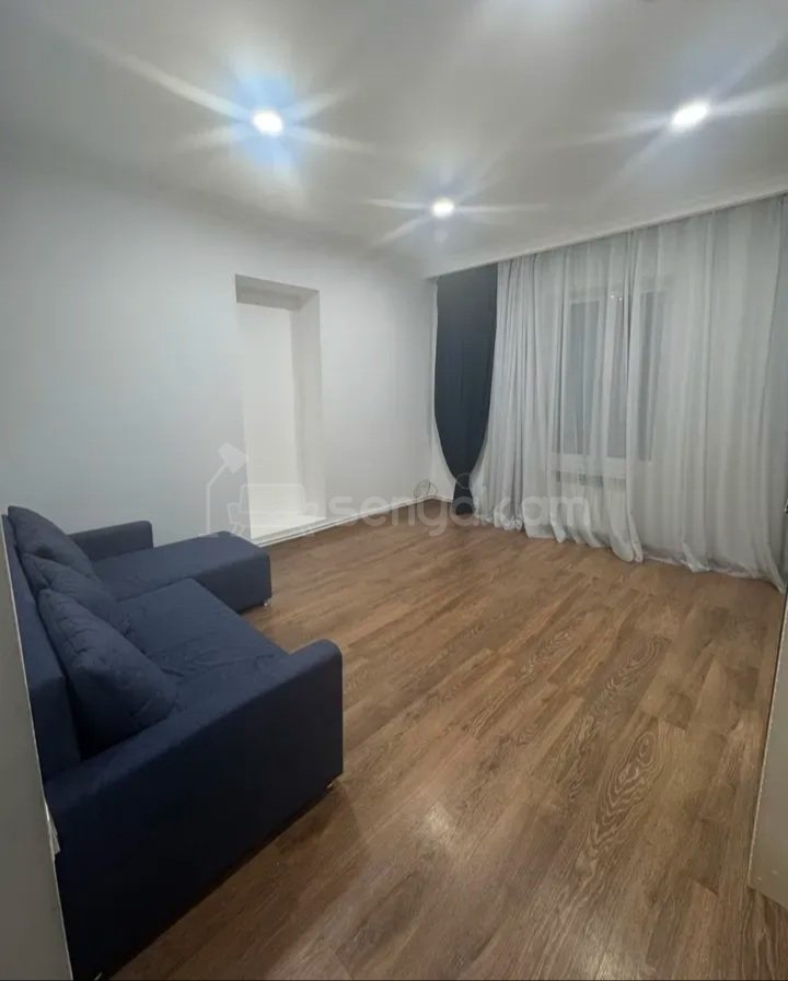 2 Սենյականոց Բնակարան Քարե Շենքում, 55քմ, 2/2 հարկ, Կապիտալ Վերանորոգված, Կահավորված