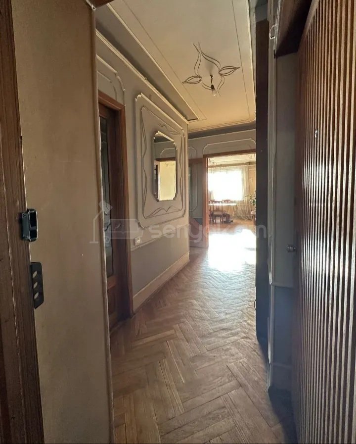 2 Սենյականոց Բնակարան, 64քմ, 7/10 հարկ, Նորմալ Վիճակում, Կահավորված, Արևկող