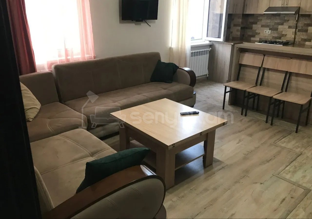 2 Սենյականոց Բնակարան Նորակառույցում, 50քմ, 5/5 հարկ, Կապիտալ Վերանորոգված, Կահավորված