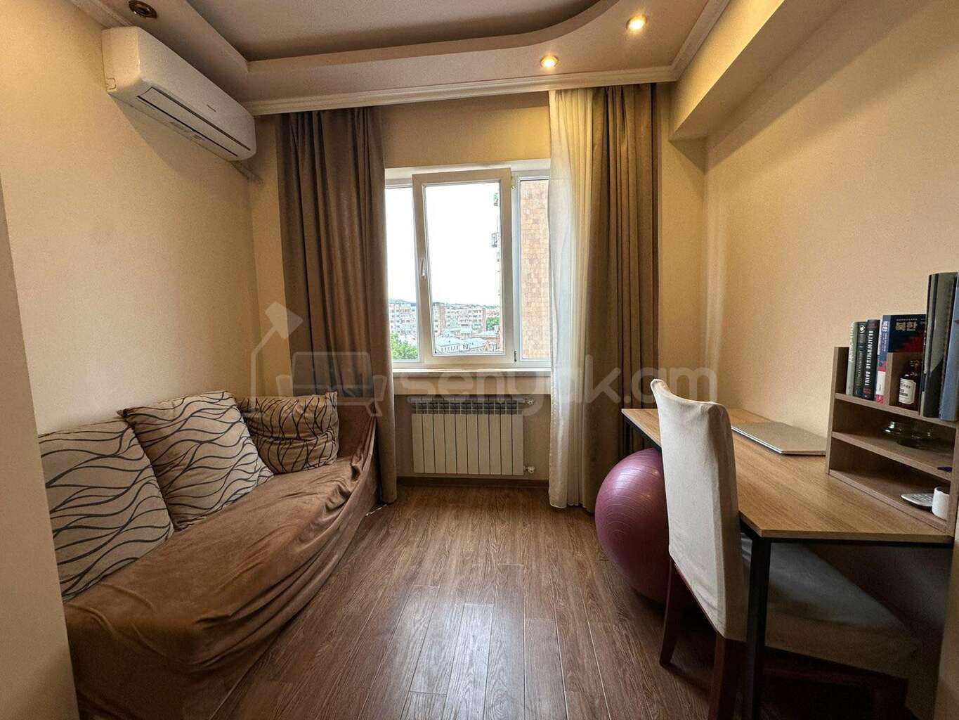3 Սենյականոց Բնակարան, 82քմ, 8/16 հարկ, Կապիտալ Վերանորոգված