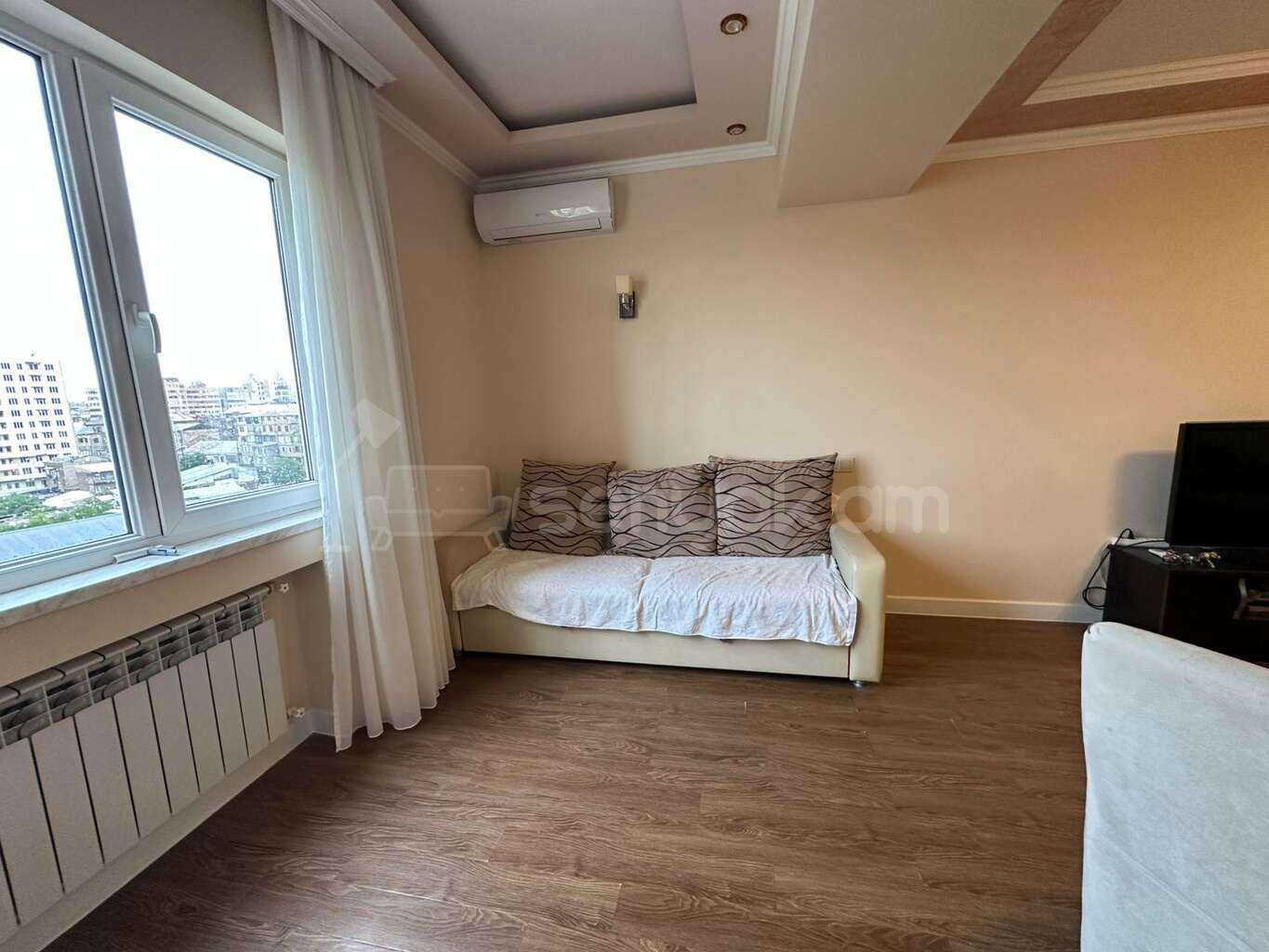 3 Սենյականոց Բնակարան, 82քմ, 8/16 հարկ, Կապիտալ Վերանորոգված