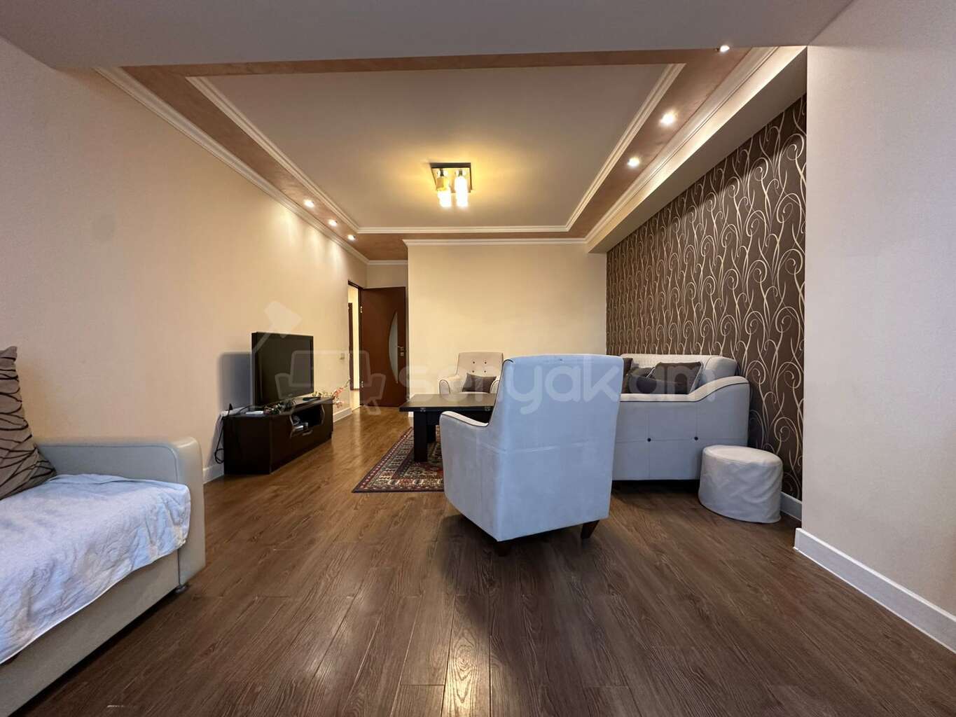 3 Սենյականոց Բնակարան, 82քմ, 8/16 հարկ, Կապիտալ Վերանորոգված