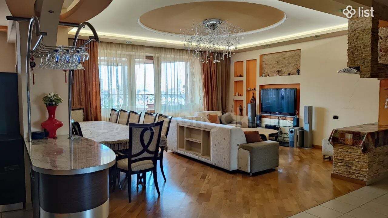 4 Սենյականոց Բնակարան, 160քմ, 7/9 հարկ, Կապիտալ Վերանորոգված