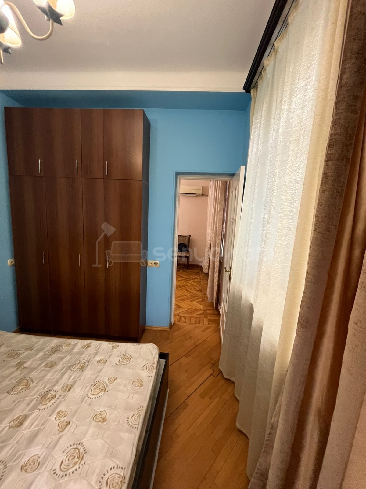 2 Սենյականոց Բնակարան Քարե Շենքում, 60քմ, 3/5 հարկ, Նորմալ Վիճակում, Կահավորված, Արևկող