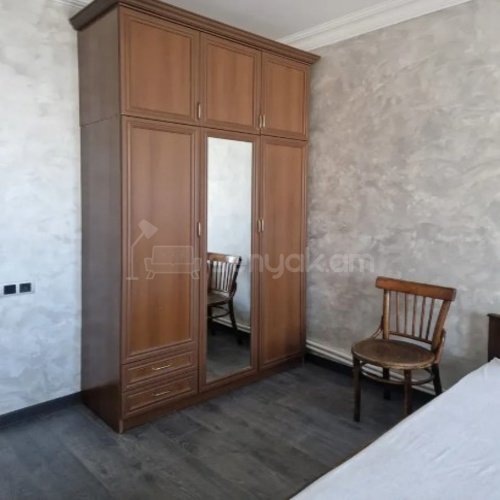 2 Սենյականոց Բնակարան, 64քմ, 6/9 հարկ, Կապիտալ Վերանորոգված, Կահավորված, Արևկող