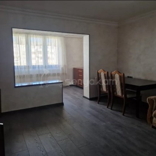 2 Սենյականոց Բնակարան, 64քմ, 6/9 հարկ, Կապիտալ Վերանորոգված, Կահավորված, Արևկող