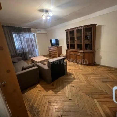 2 Սենյականոց Բնակարան Քարե Շենքում, 55քմ, 4/5 հարկ, Կոսմետիկ Վերանորոգված, Կահավորված, Արևկող