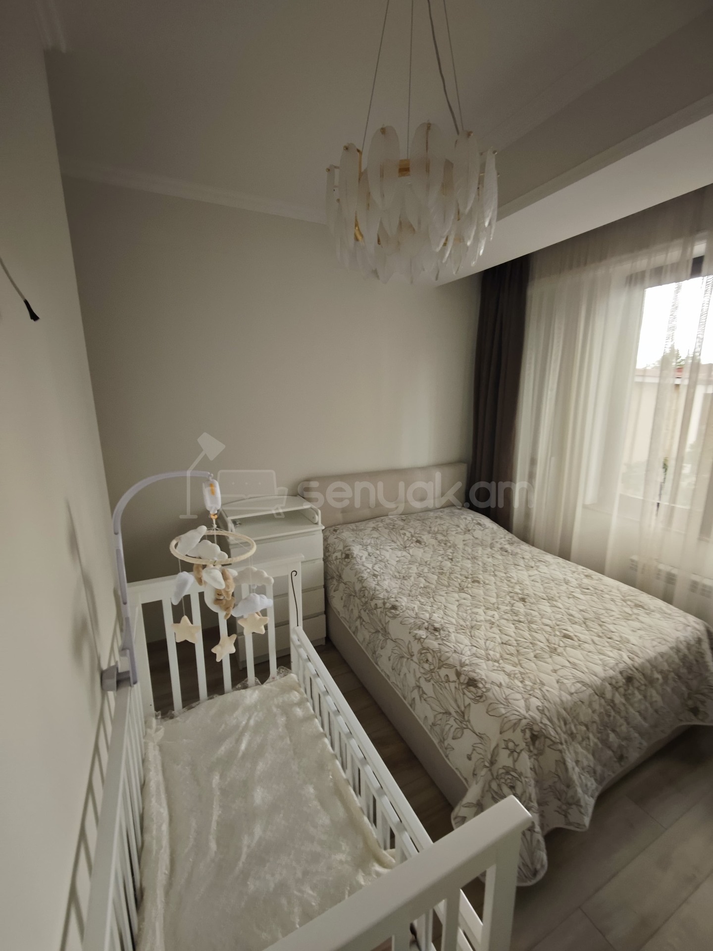 3 Սենյականոց Բնակարան Նորակառույցում, 83քմ, 3/7 հարկ, Դիզայներական Վերանորոգված, Կահավորված