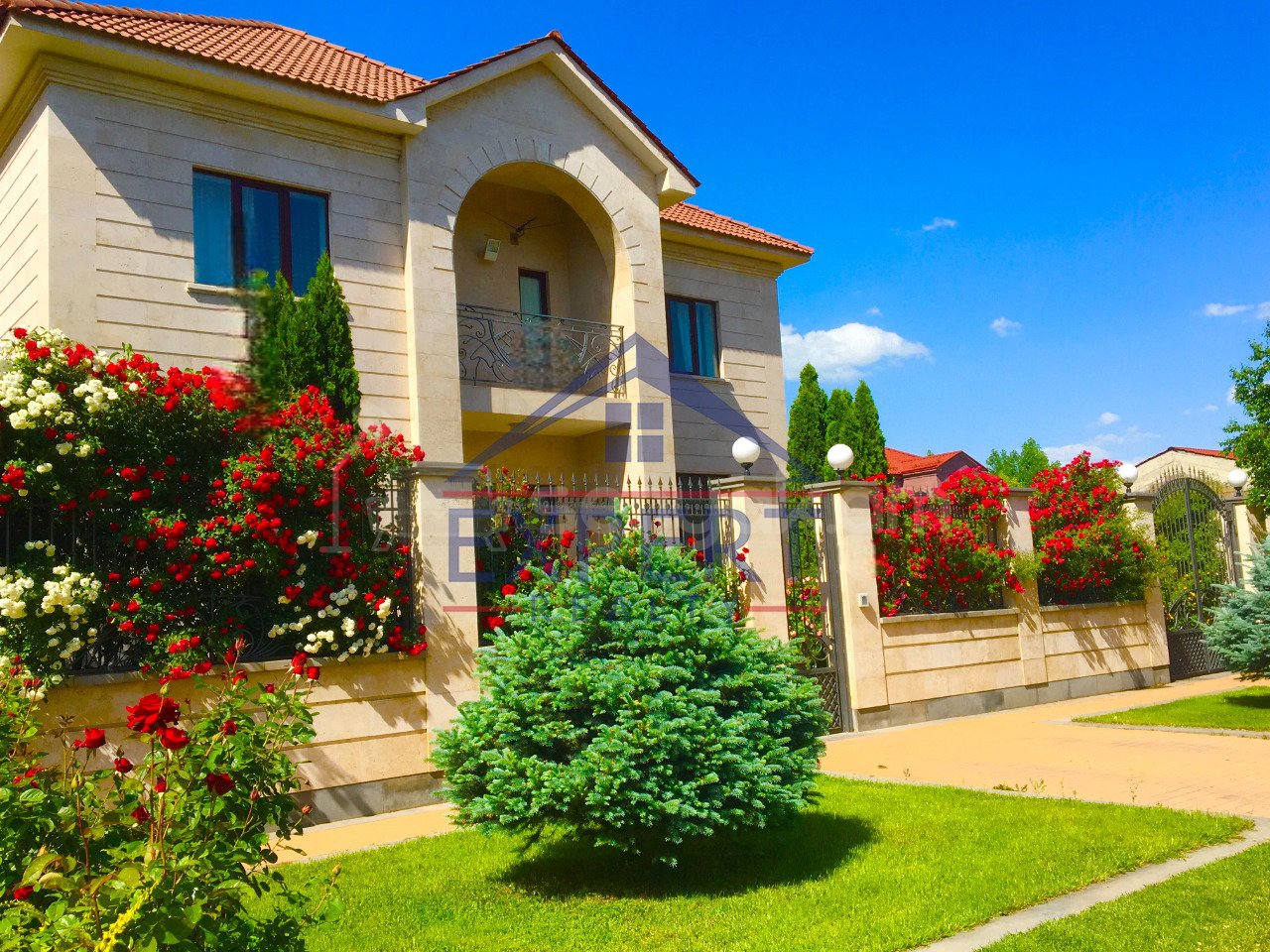 6 Սենյականոց Շքեղ Առանձնատուն, 434քմ, Լողավազանով